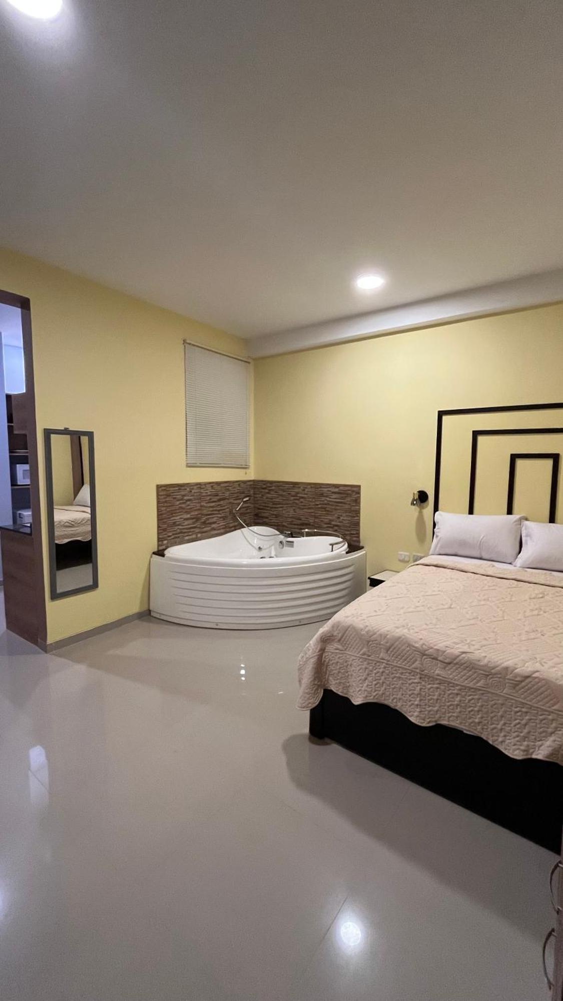 Mak Suites Piura Exterior foto